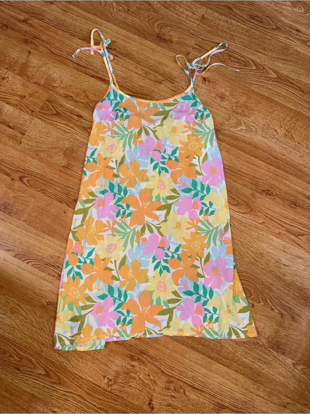 Billabong NWT Floral mini Dress